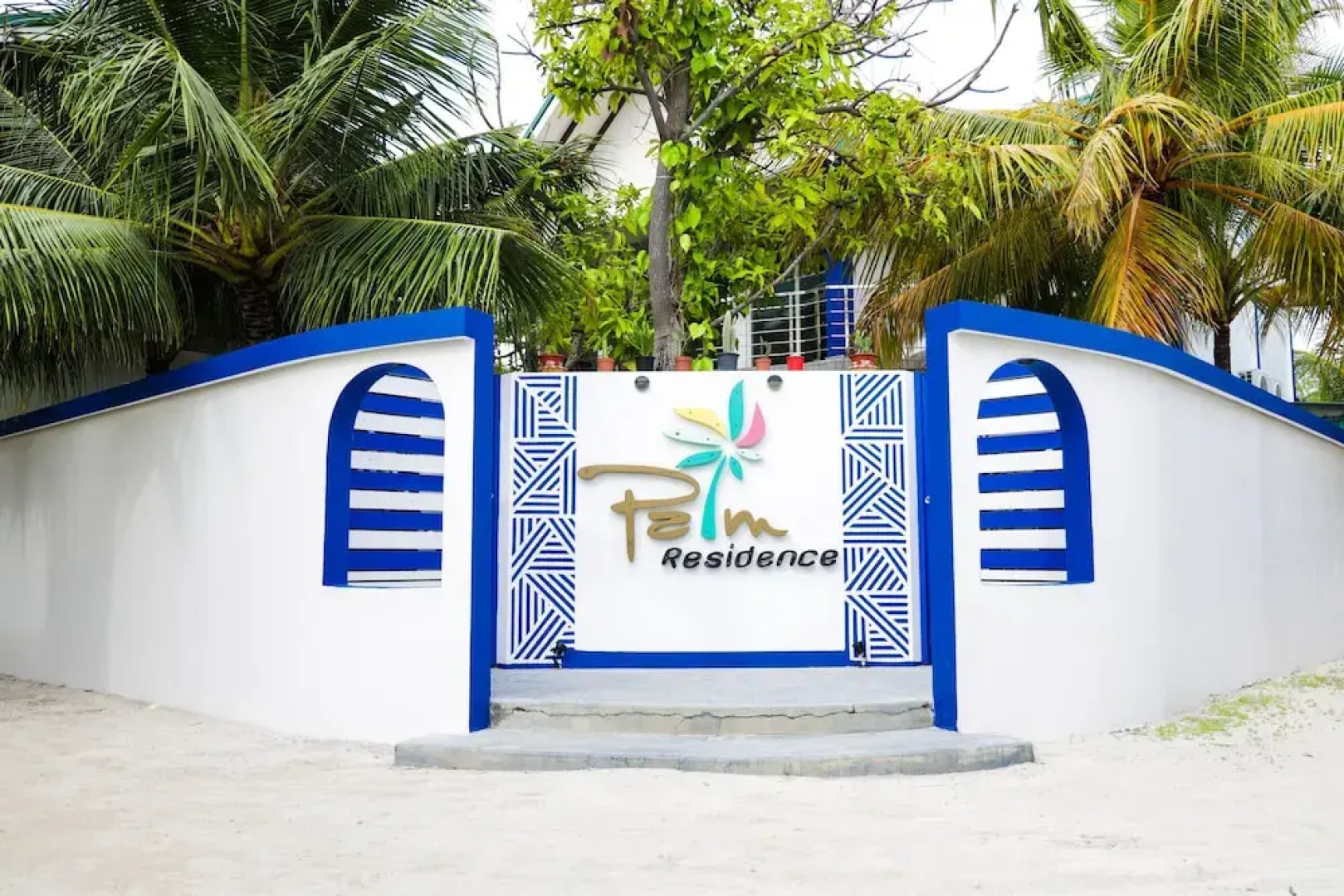 Отель Palm Residence