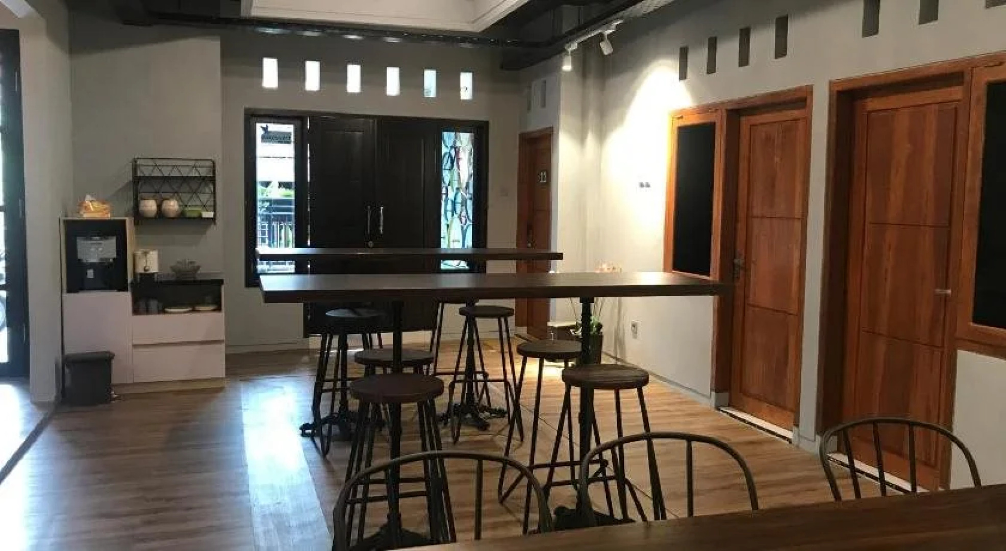 InnBox Capsule Hotel