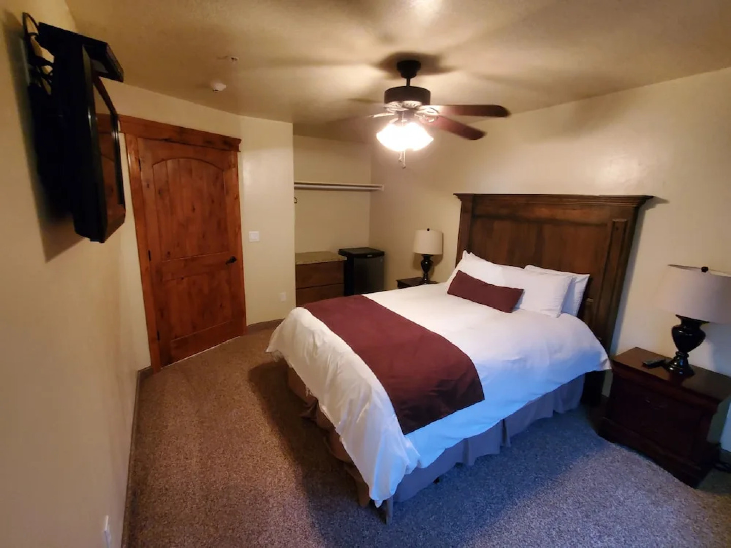 CB&M Executive Suites