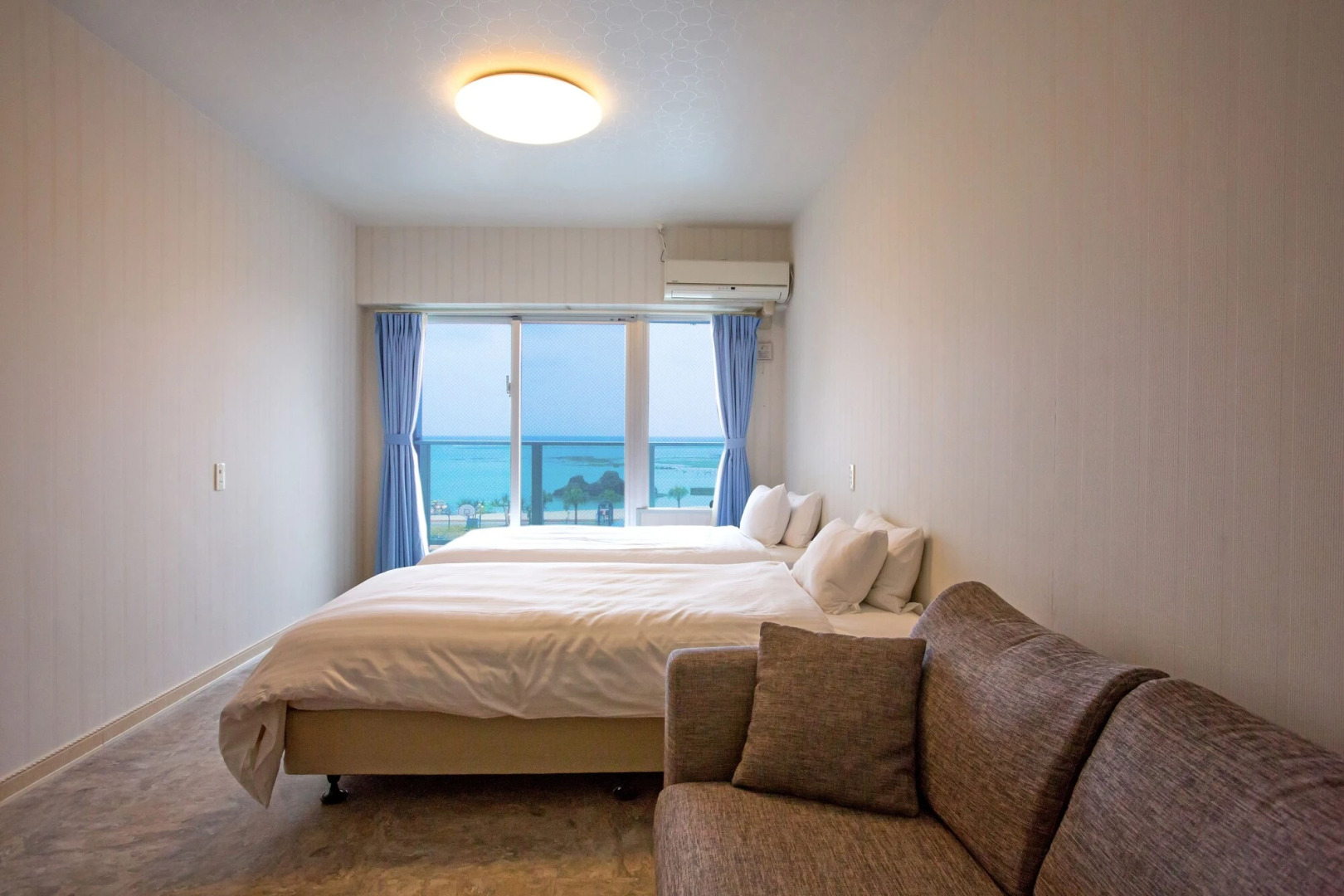 Beachside Condominium