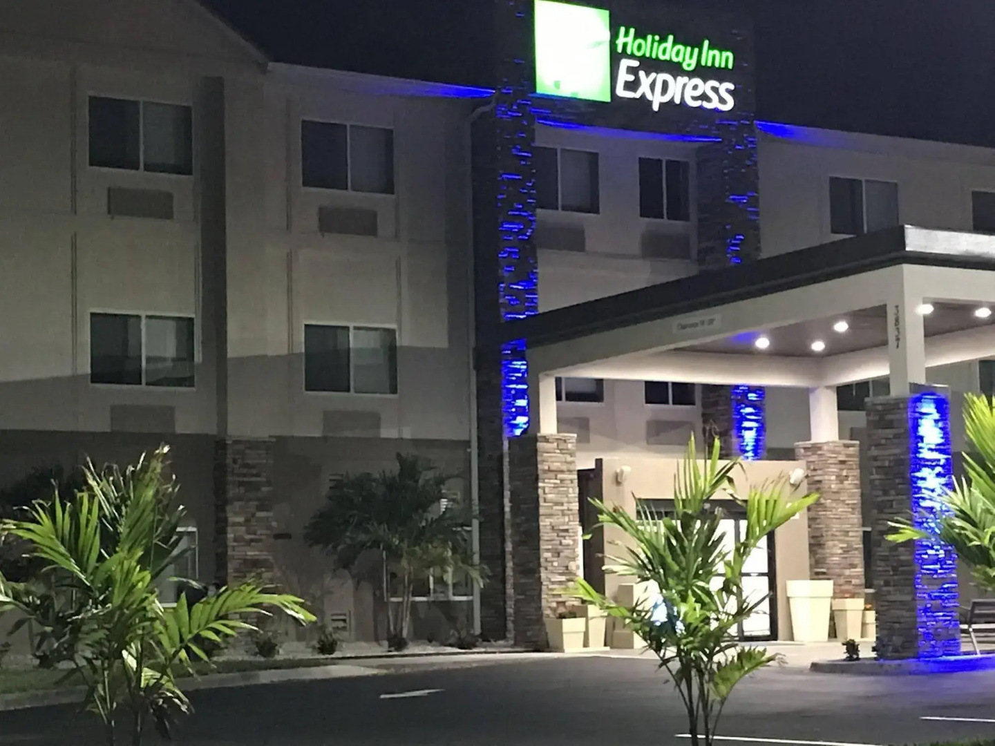 Holiday Inn Express Naples South I-75 by IHG