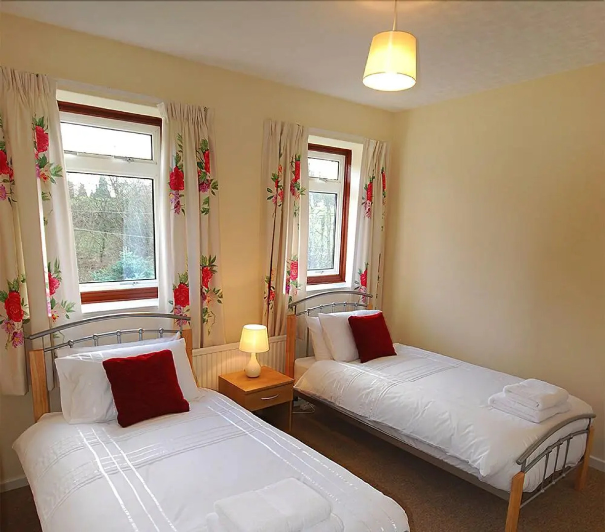 Clover Holidays - Leslie House