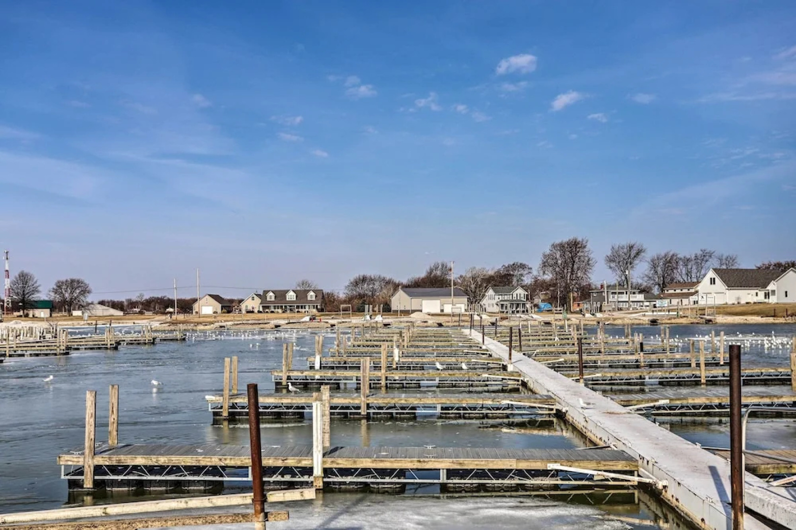 Condo w/ Balcony, Dock & Access to Lake Erie