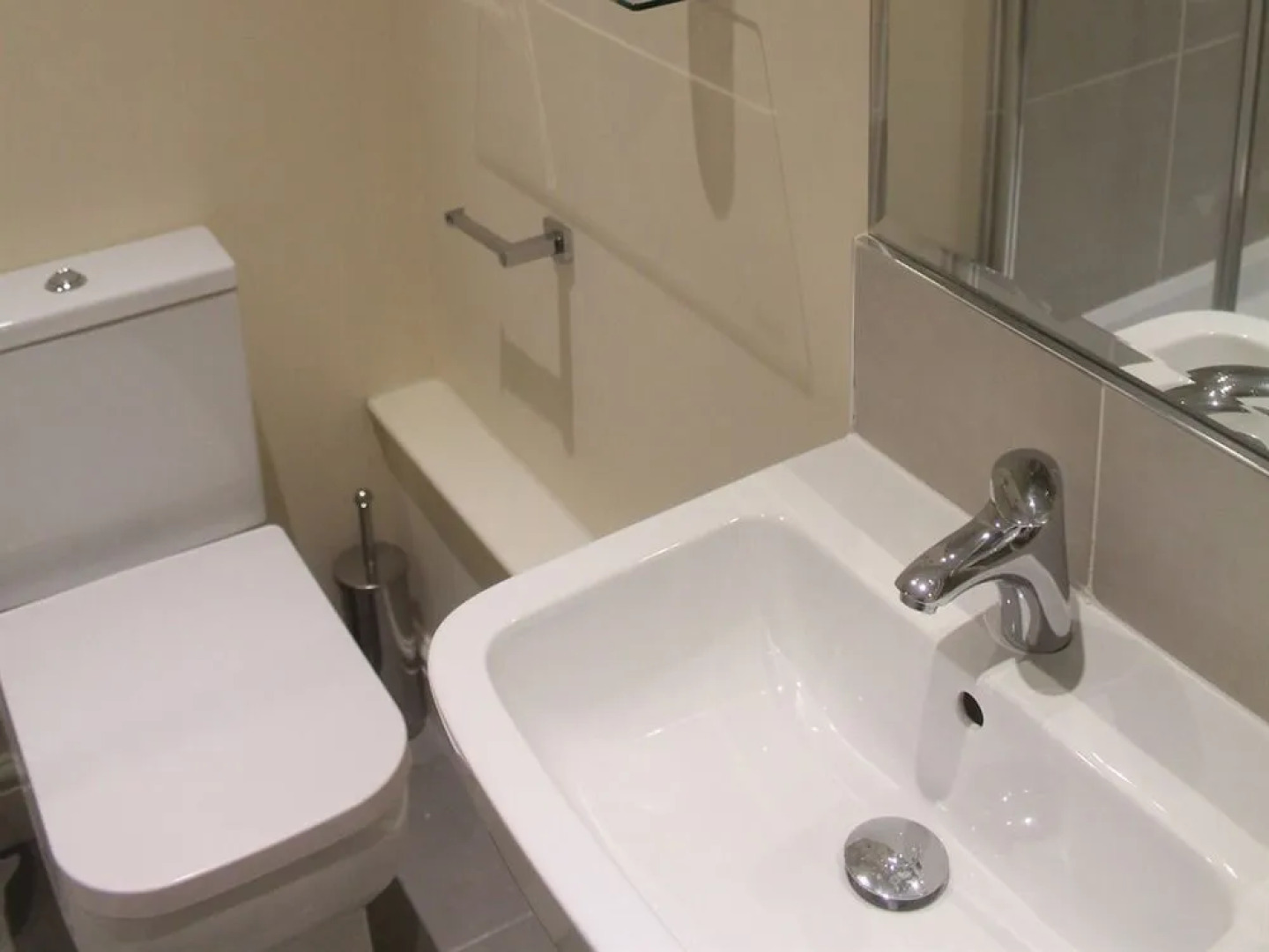 Black Bull with Rooms