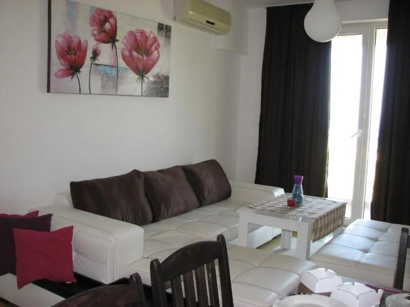 Two-Bedroom Apartment Donika