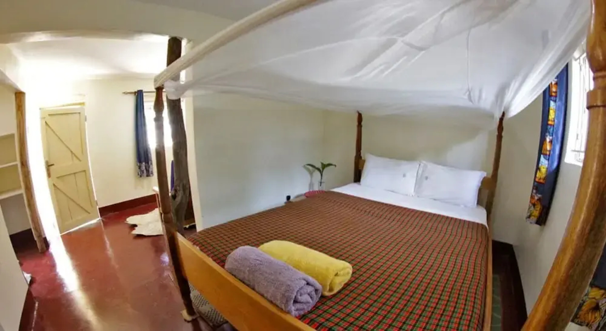 Kara-Tunga, Karamoja Safari Camp