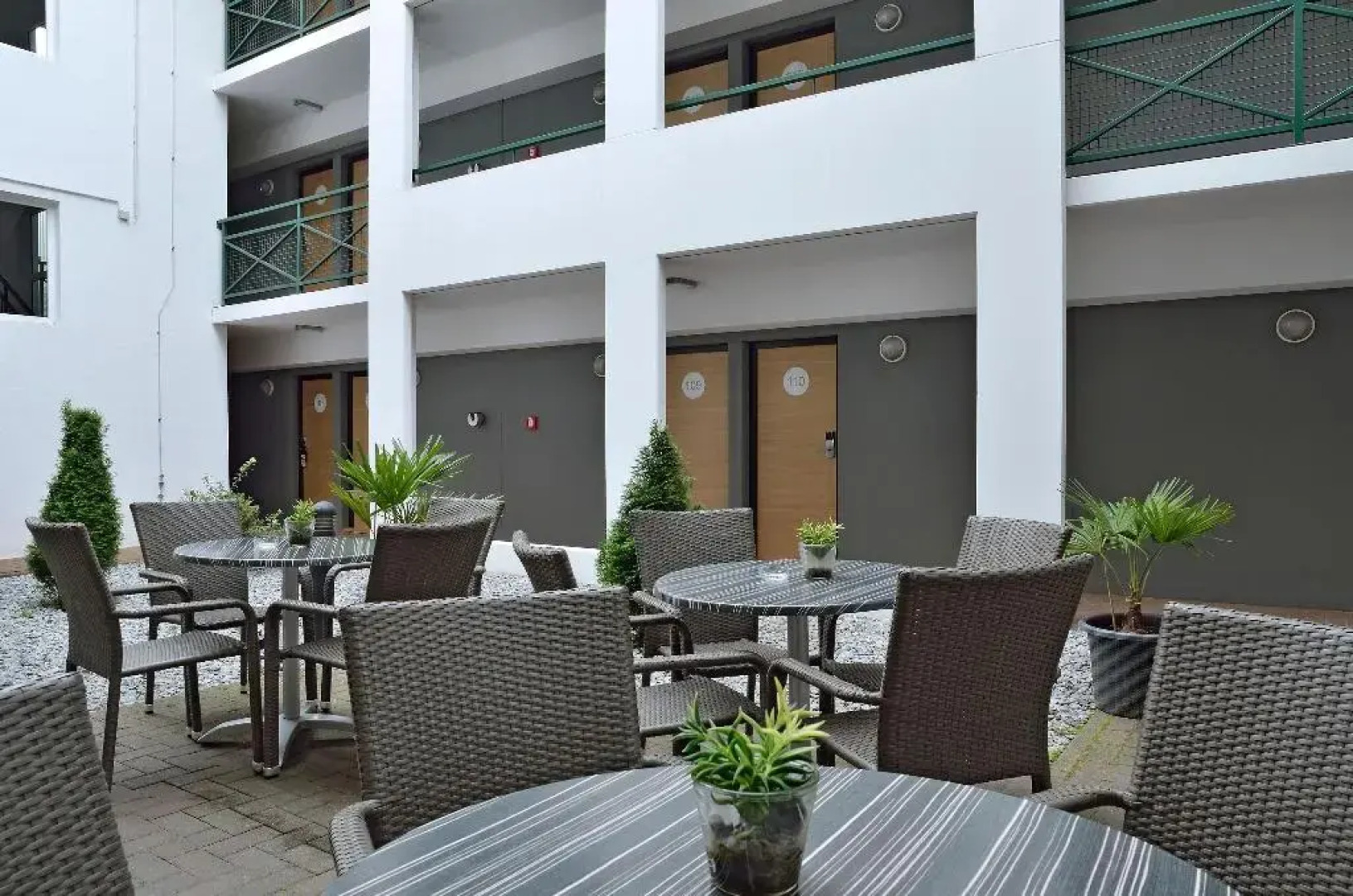 B&B HOTEL Berlin Genshagen-Süd