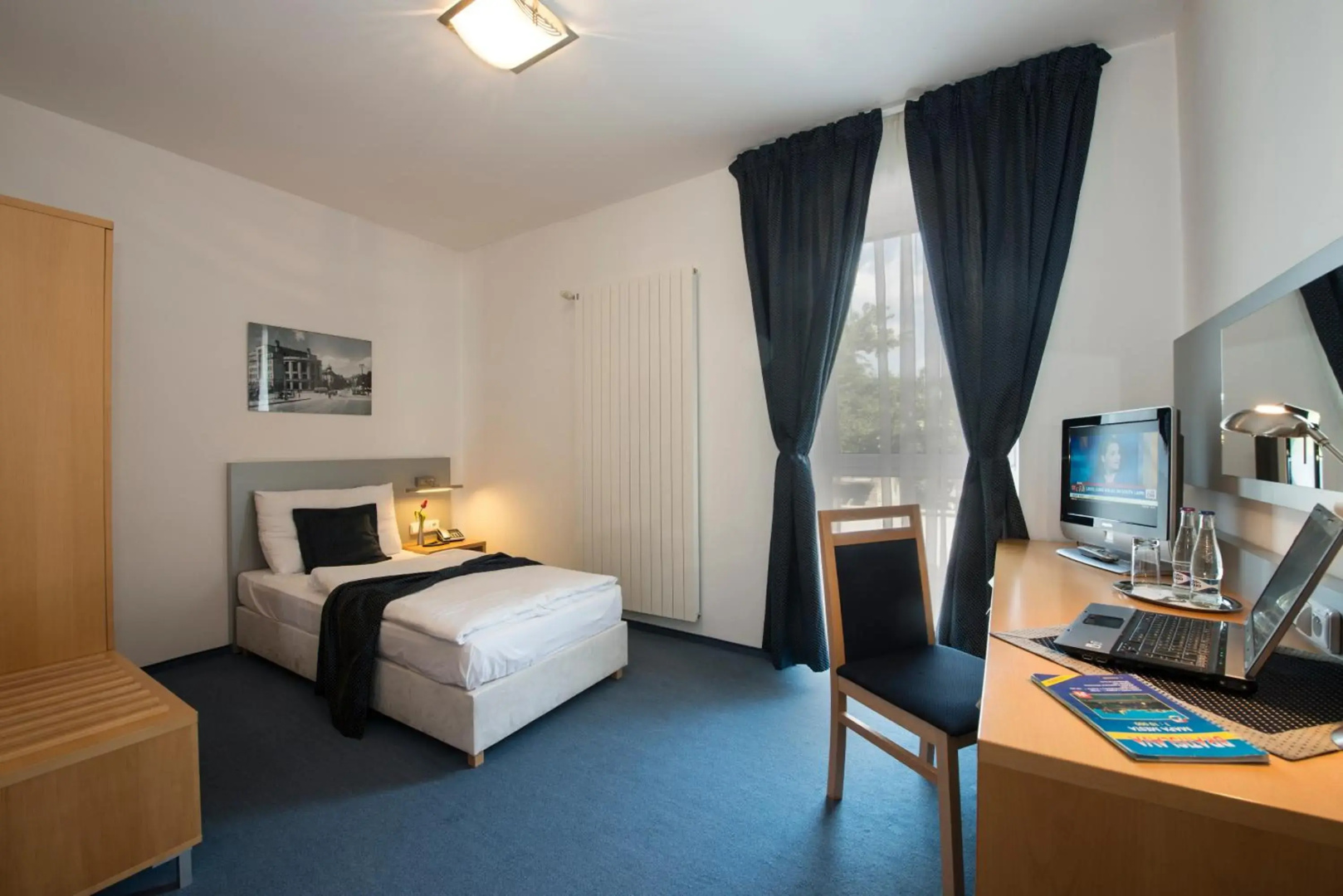 Felicity Garni Hotel