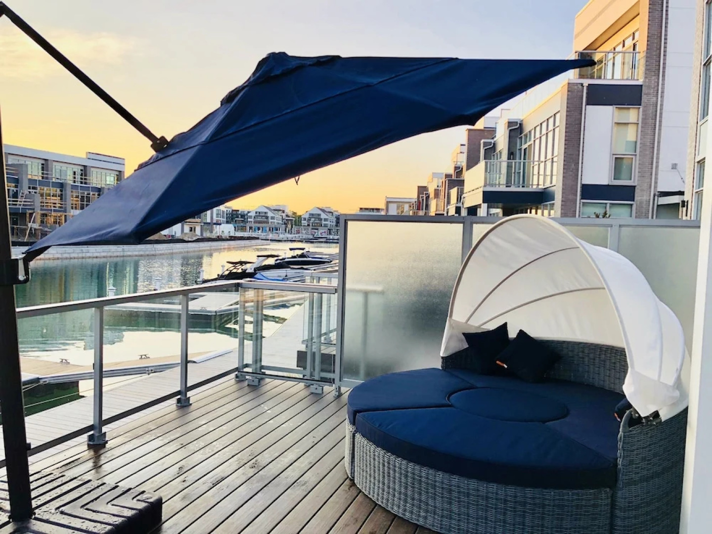 Friday Harbour Resort