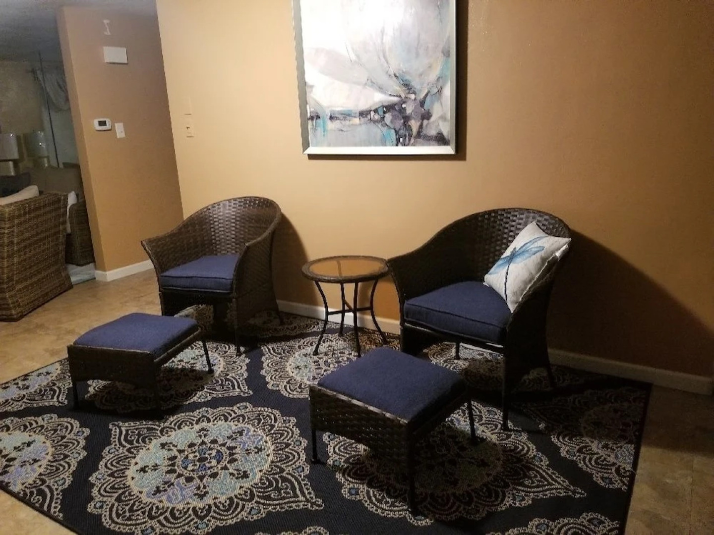 Newly Renovated Pool and Lake Dream Home