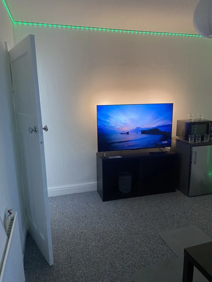 Sapphire Suites, Stunning 2-bed House in Bradford