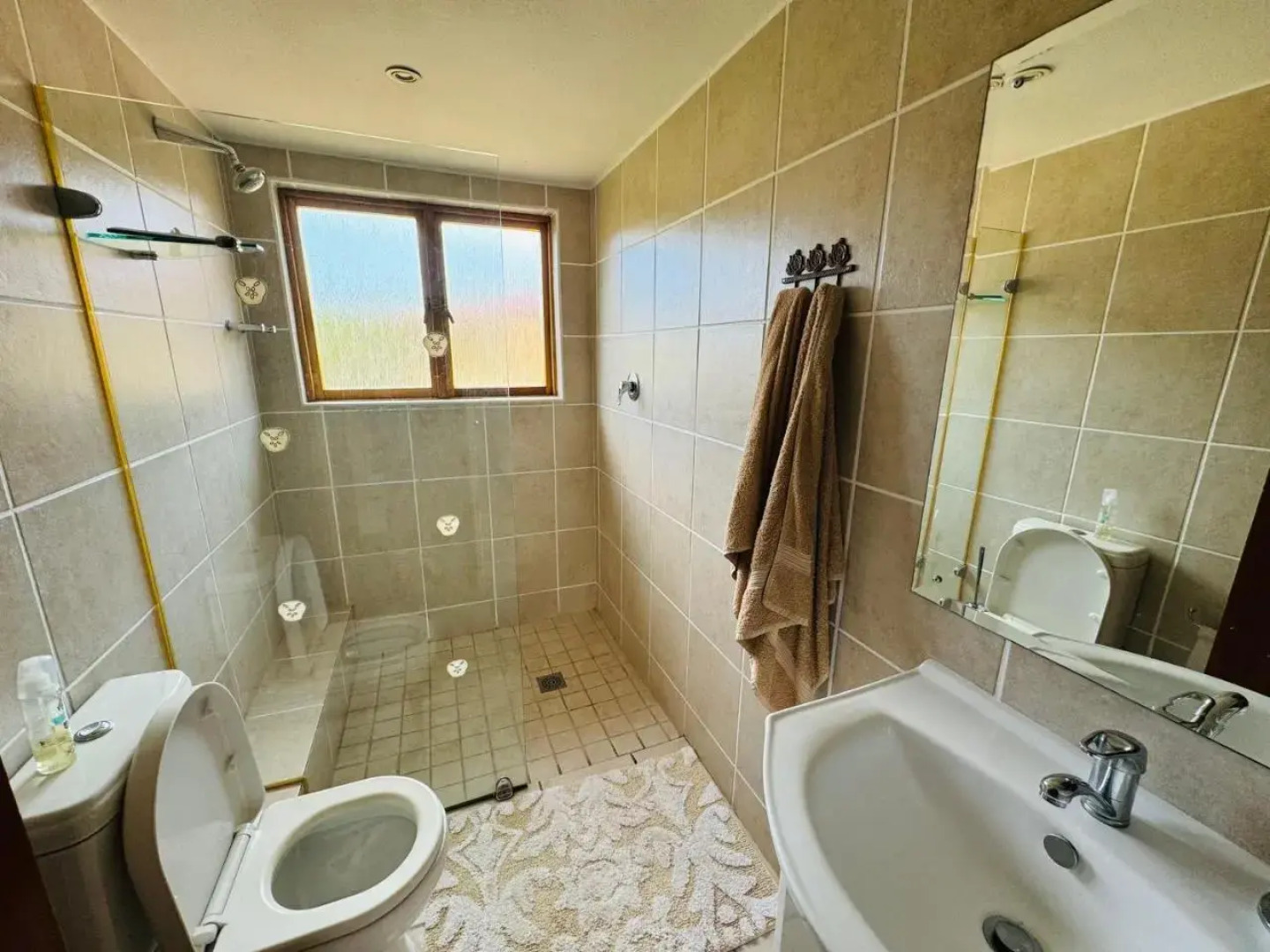 12 Bay Sands (Adults Only)