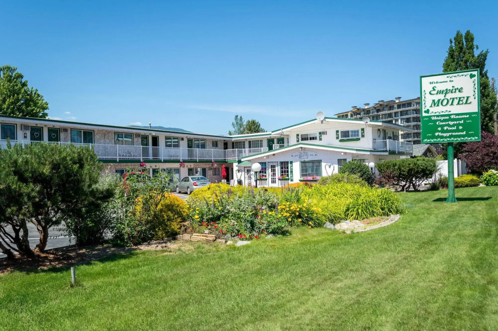 Empire Motel