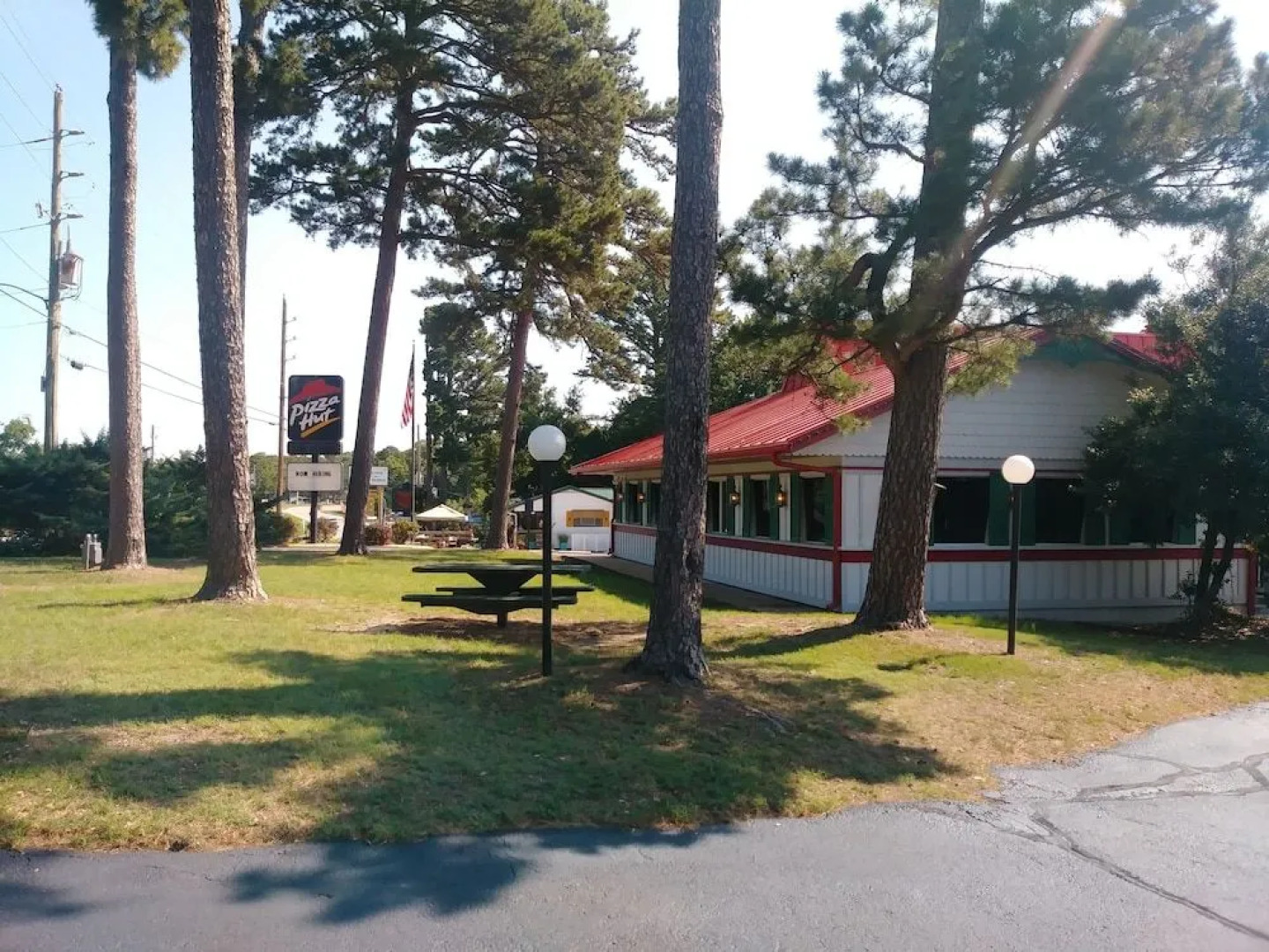 Travelers Inn