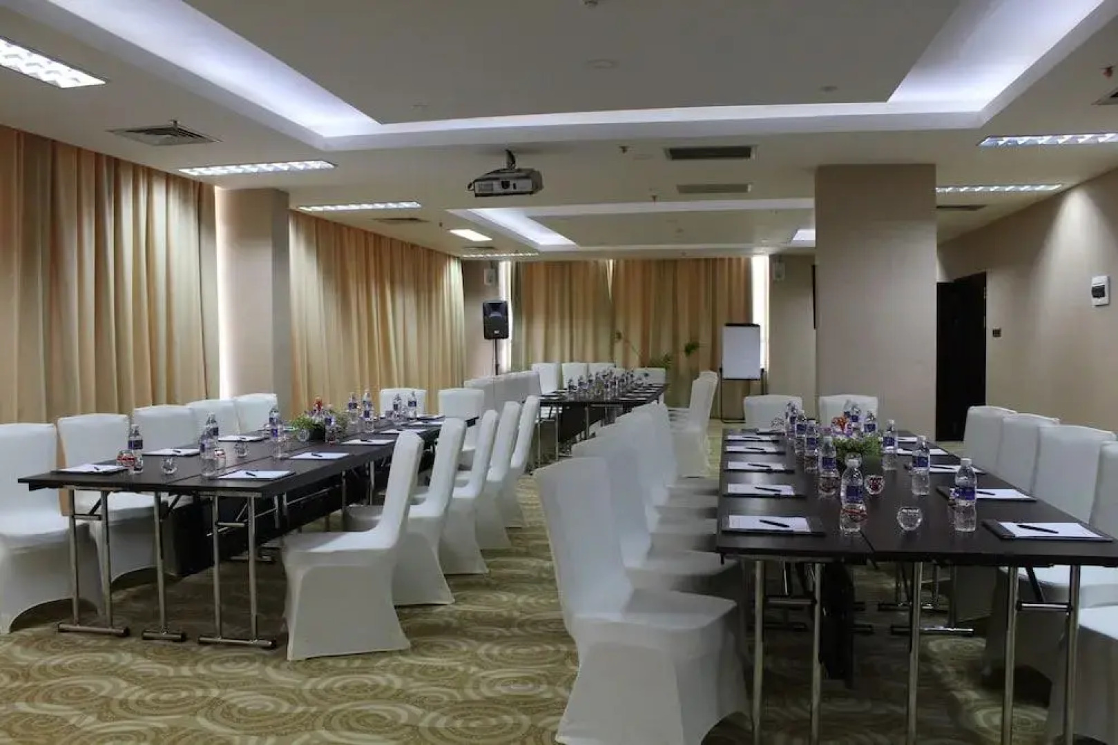 Grand Lagoi Hotel by Willson