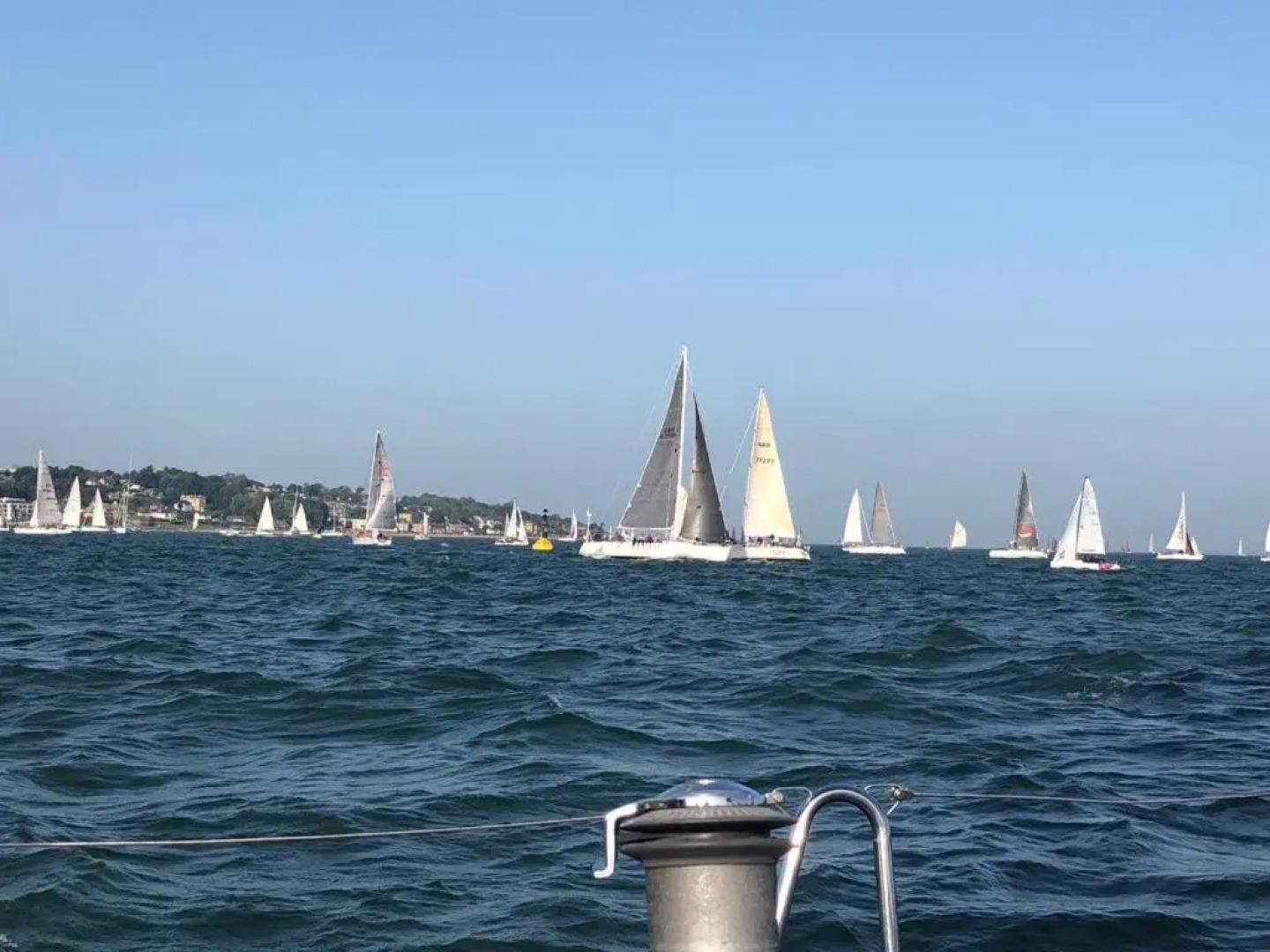 COWES HIGH STREET - 2 Bed Flat - sleeps 2-6 people