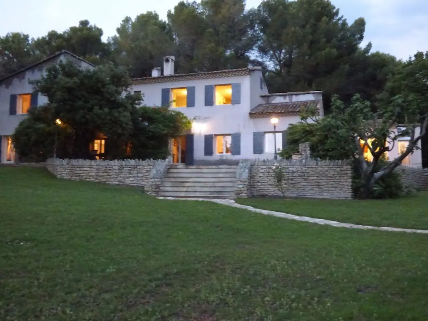 Modern villa in South of France with Swimming Pool