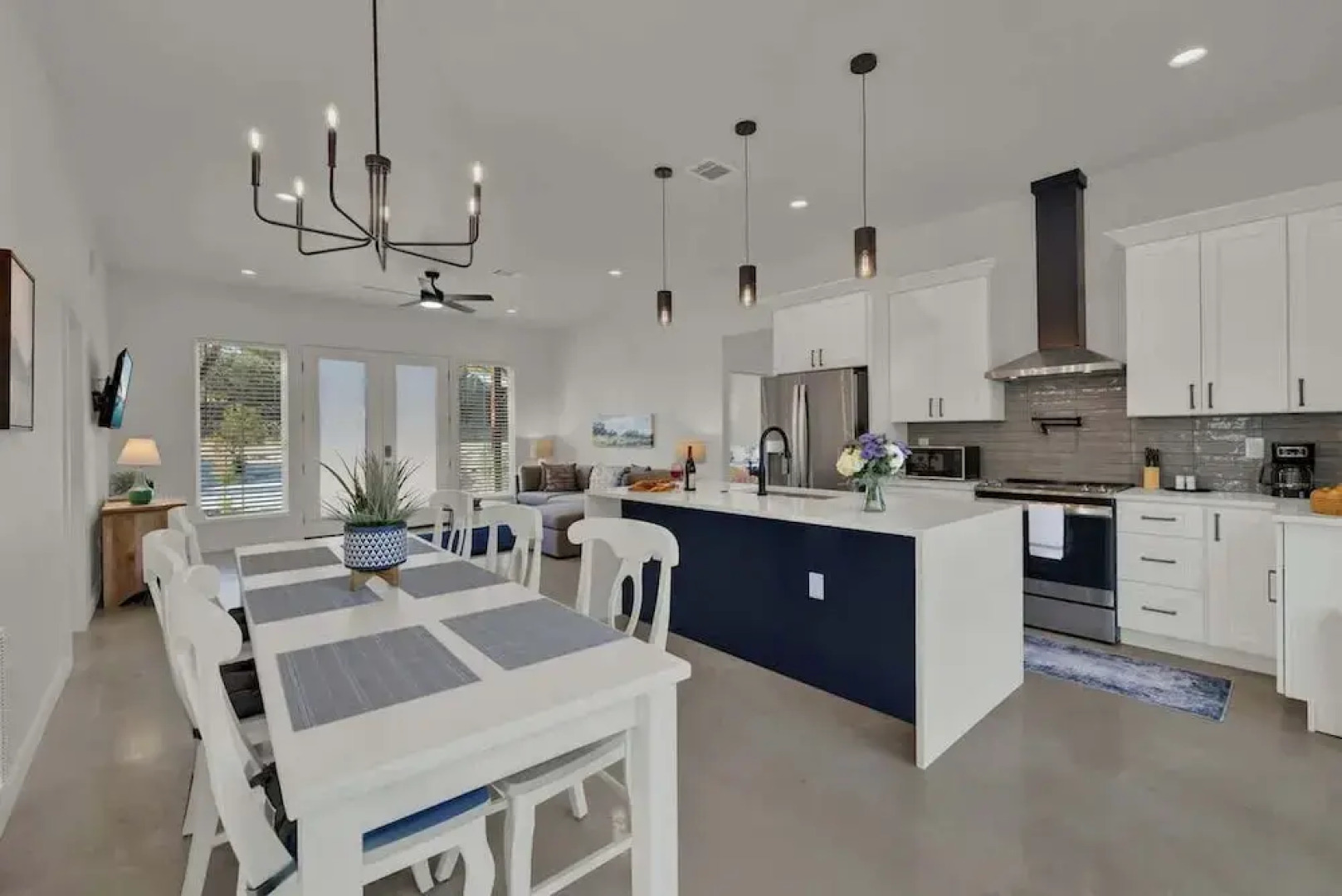 Serene Getaway Nestled in the Tx Hill Country!