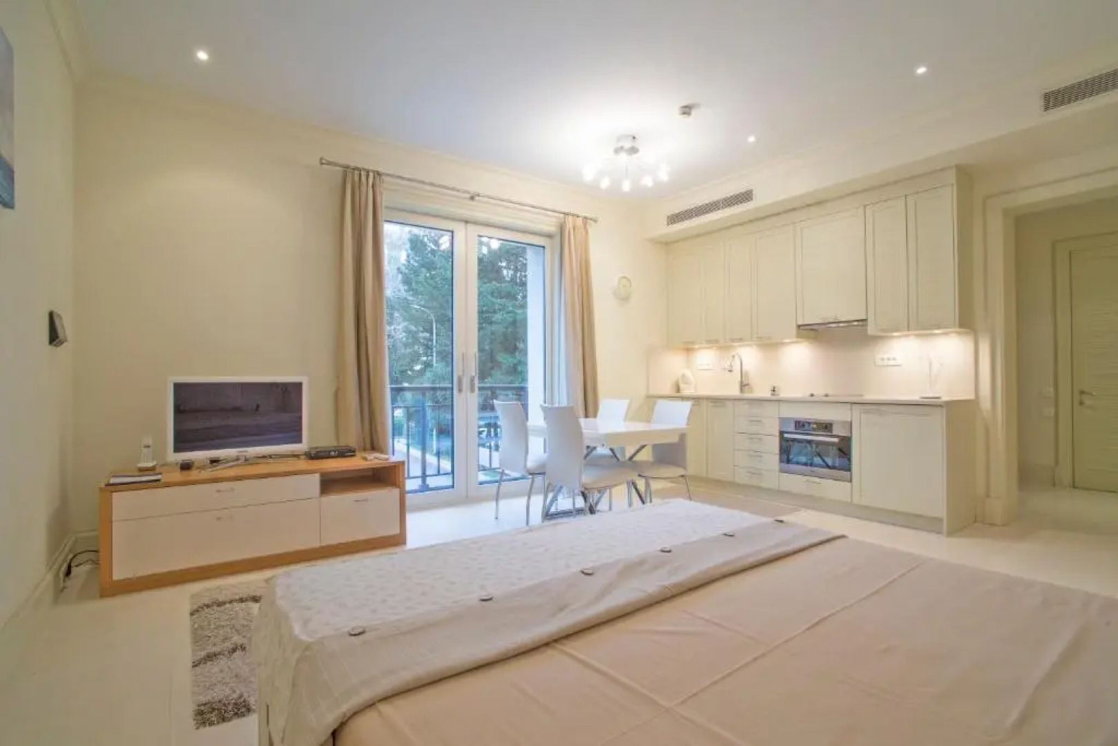 Porto Montenegro Zeta 102 - Cozy Studio