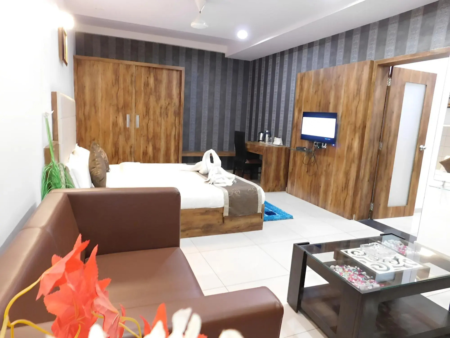 V by Vinnca Hotel Shiva