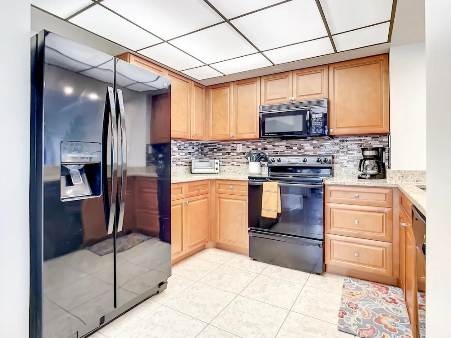 Ocean View Ground Level Seascape Towers Overlooking Pool Walk Right out to the Beach Sst126