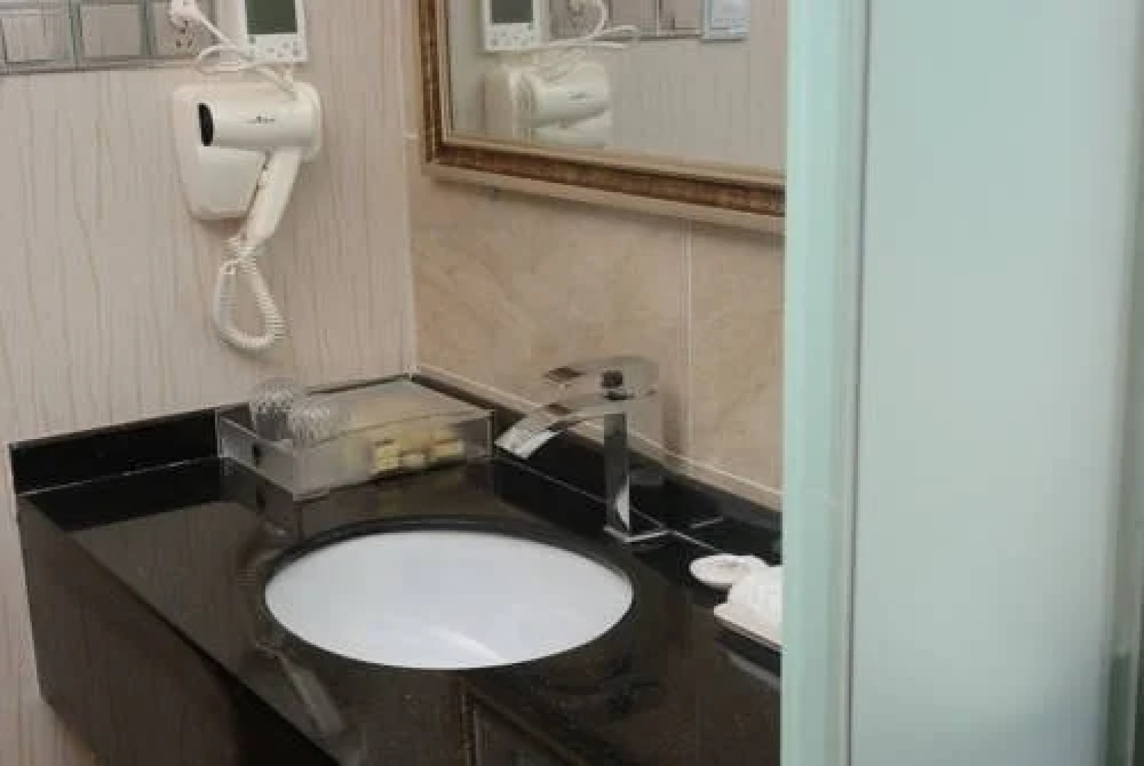 Nanning Hairunyuntian International Hotel