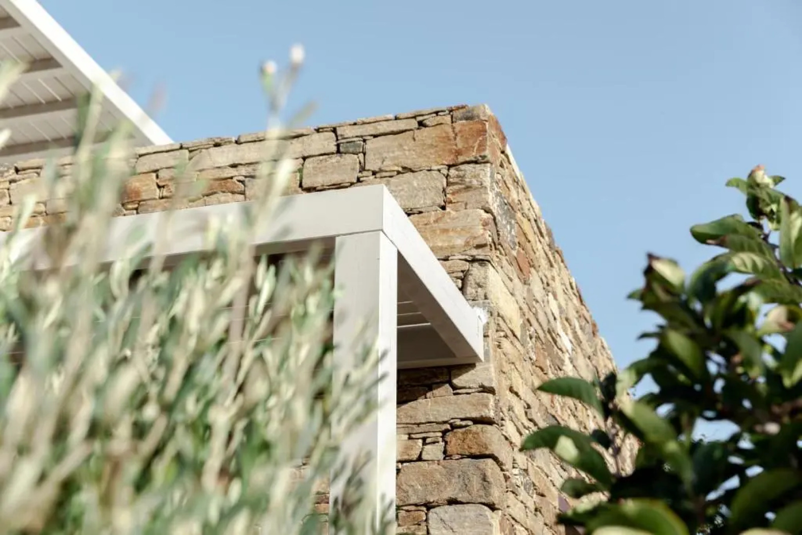 White Tinos Luxury Suites