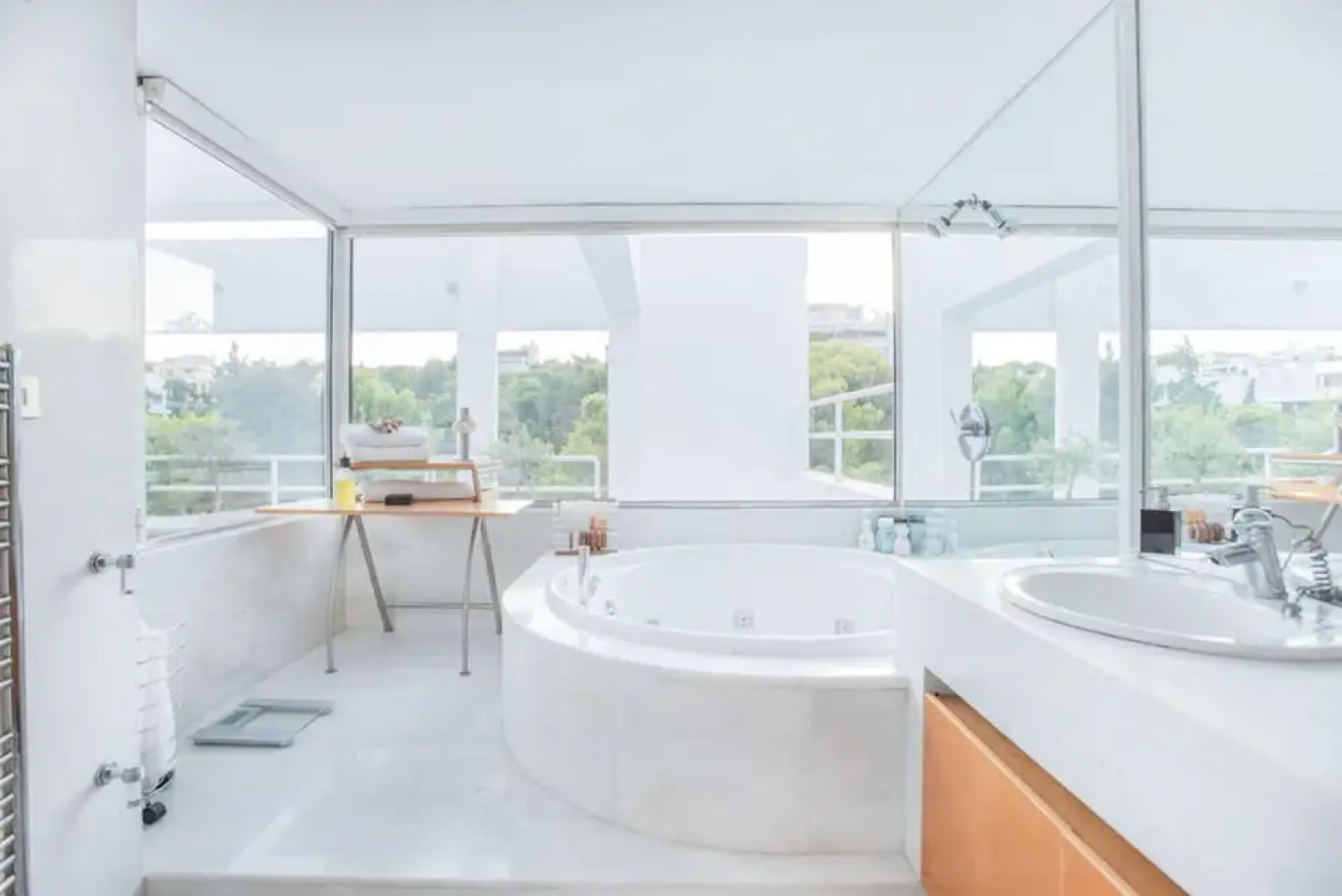 Perfect Athenian Villa