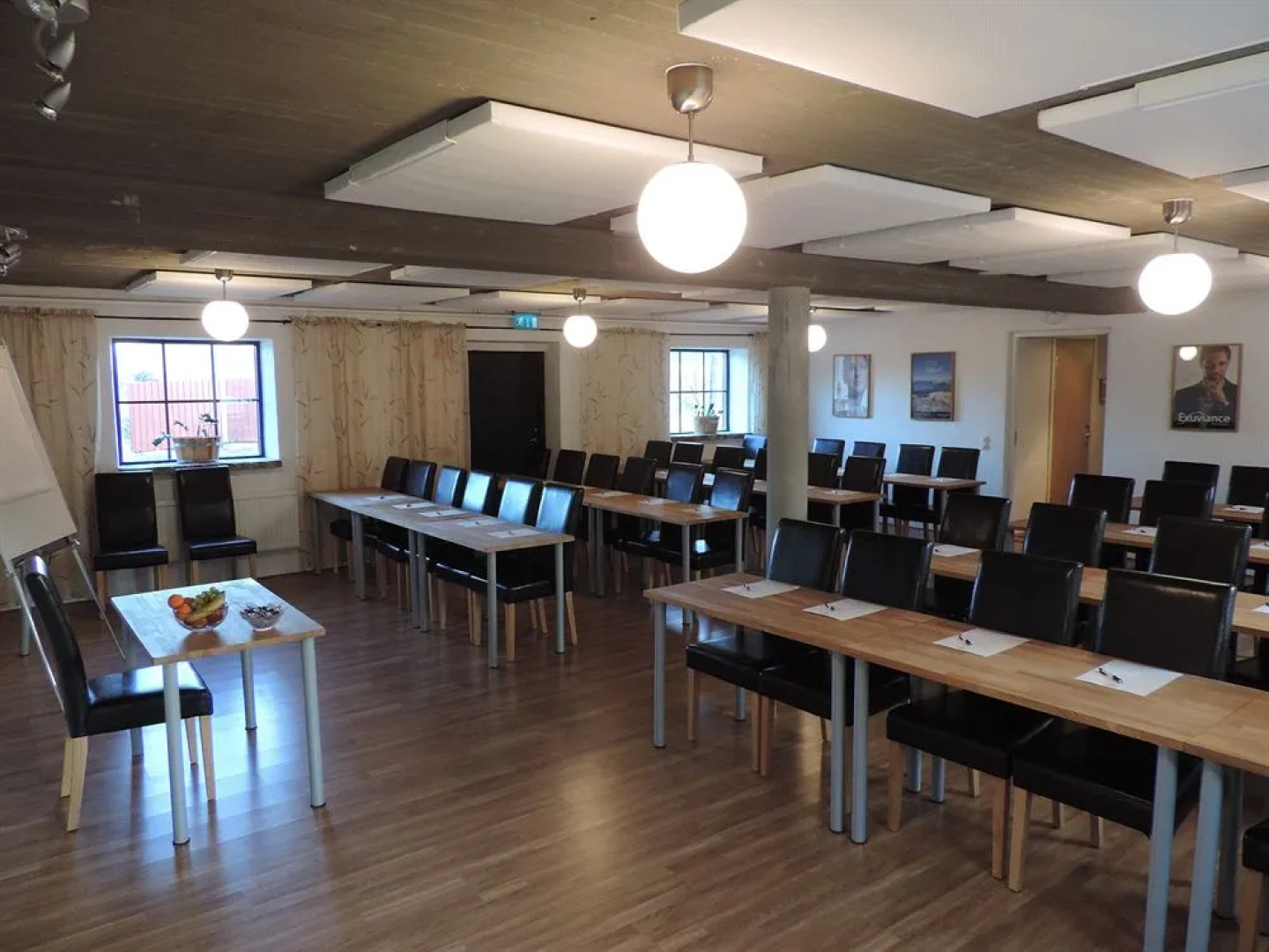 Lanthotell Lögnäs Gård