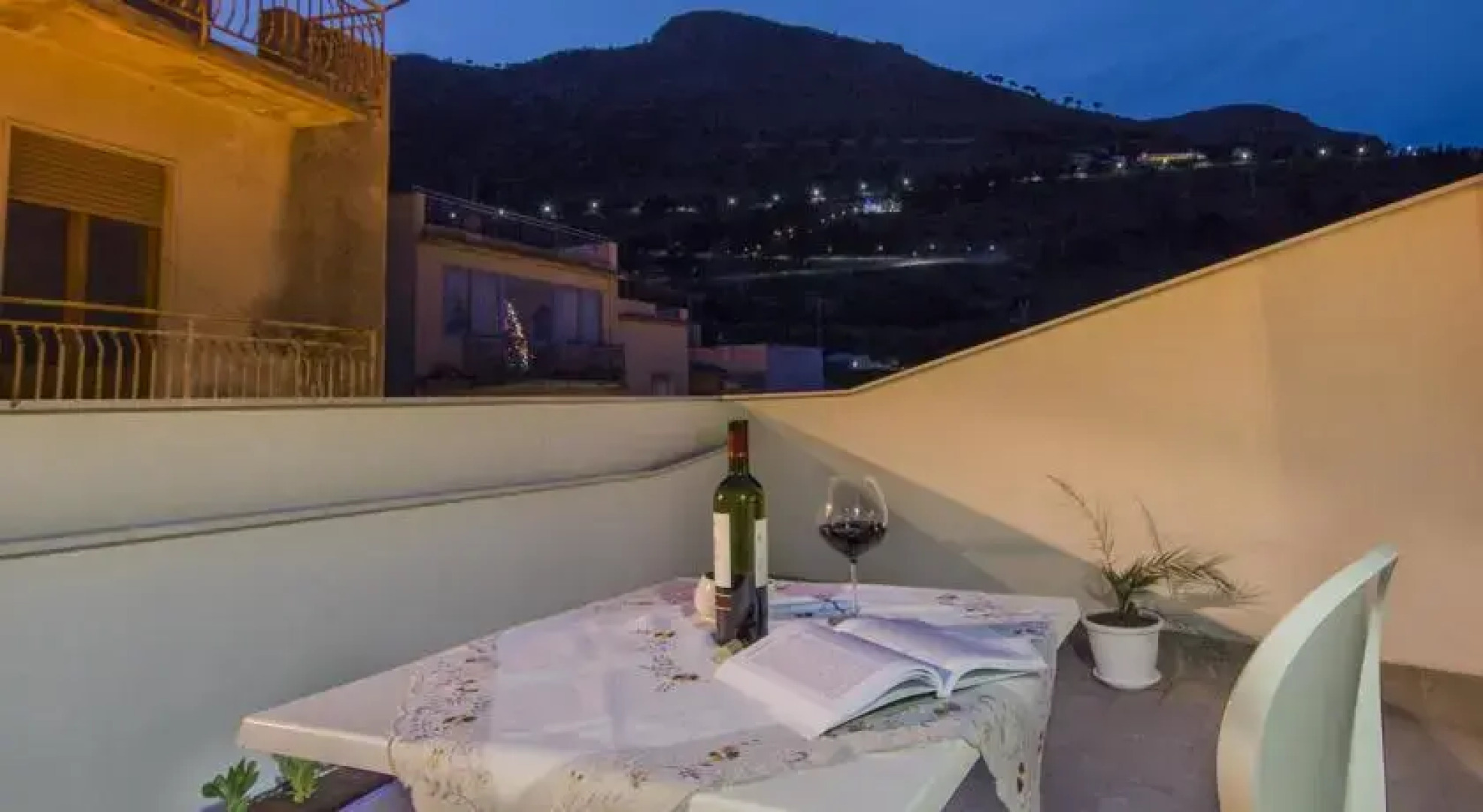 Incantevole Scalinata sul Mare