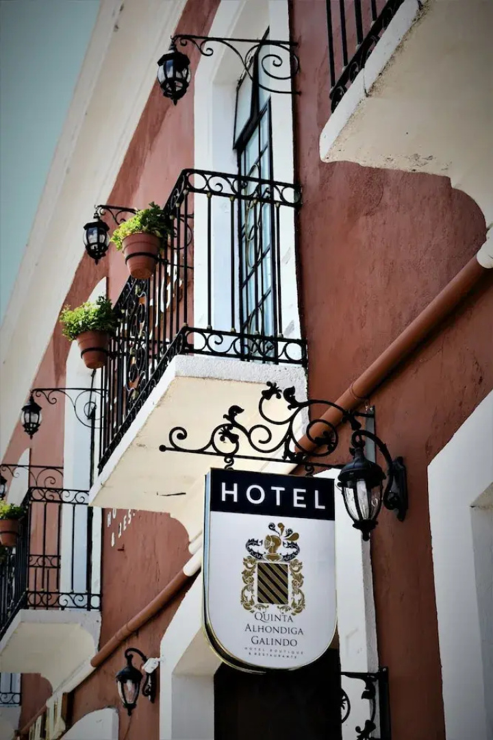 Quinta Alhóndiga Galindo Hotel Boutique