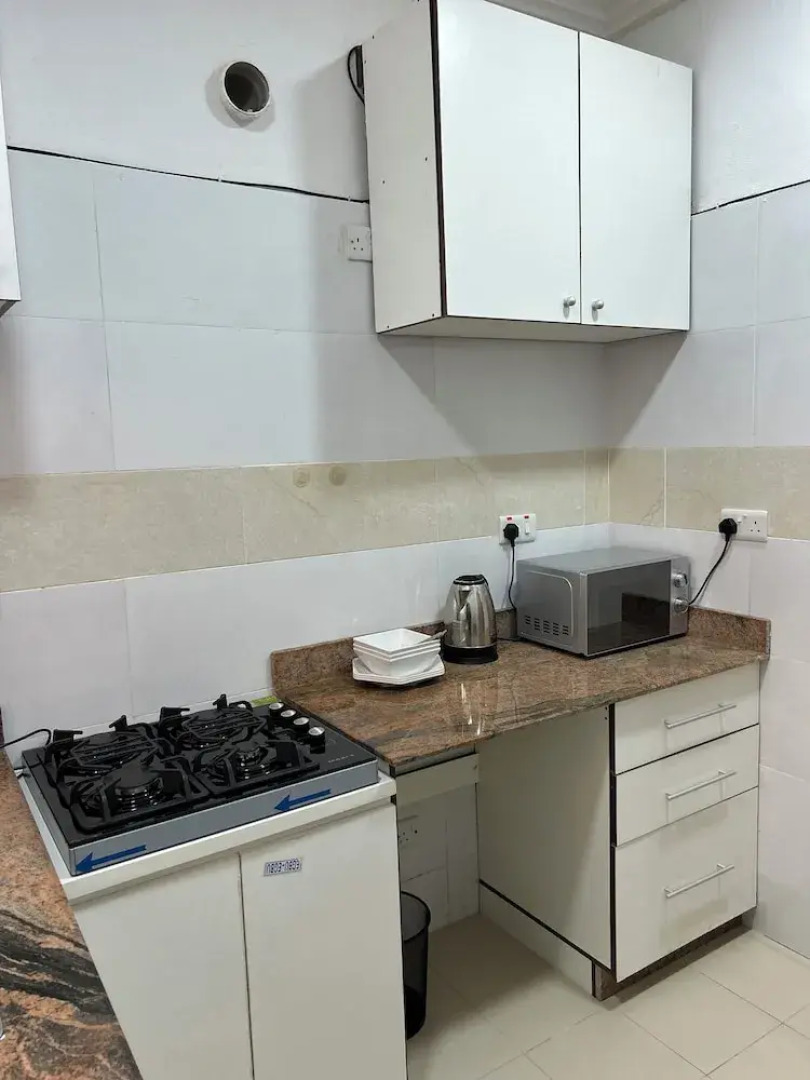 Luxury Shortlet Apartment LBS, AJAH