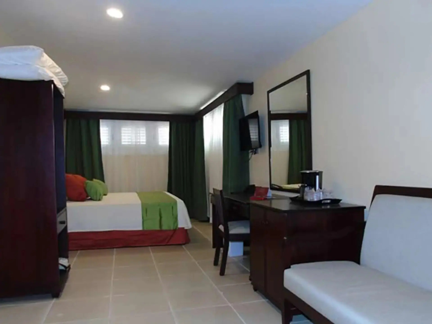 Mystique Central Vinales