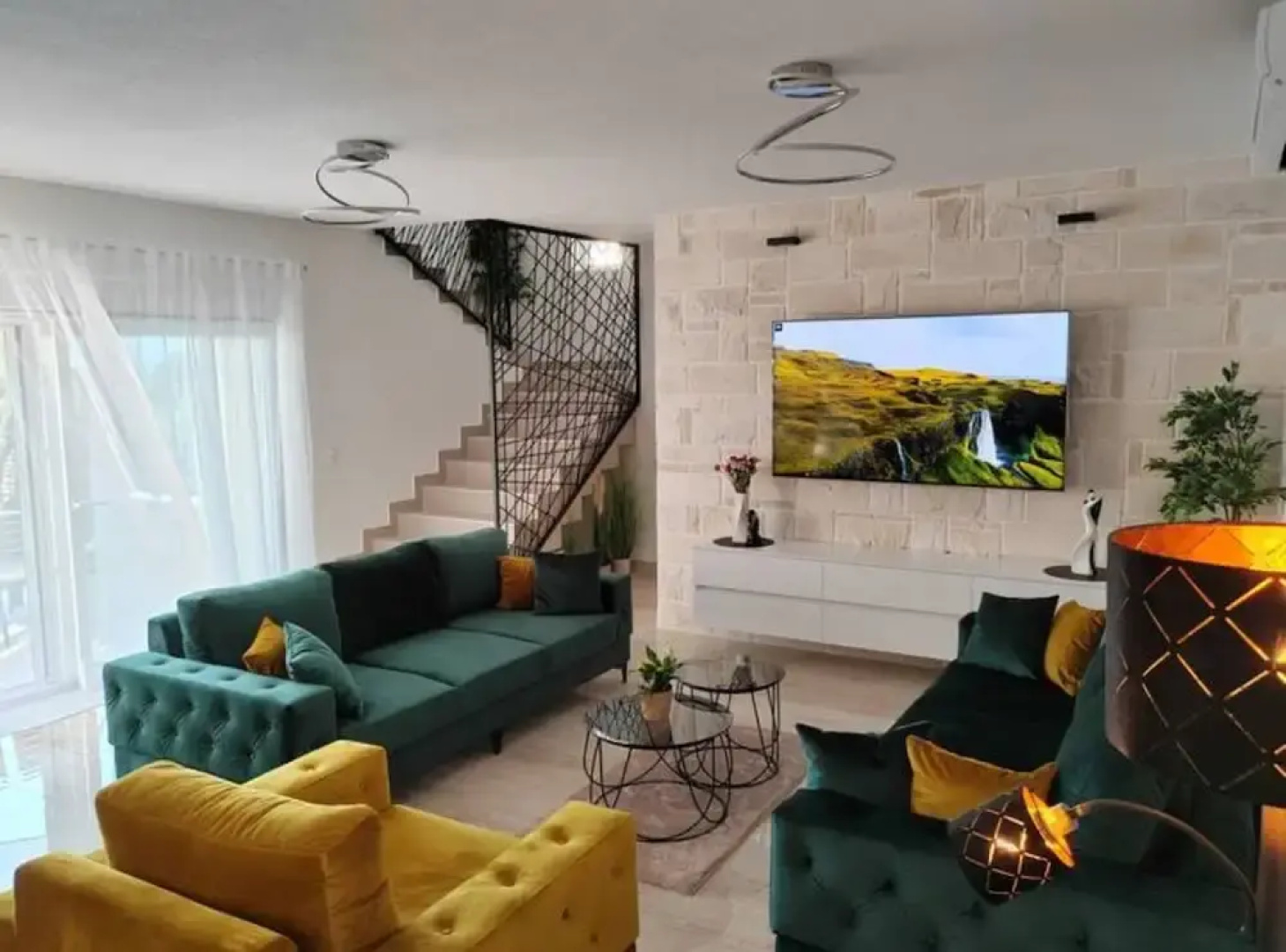 Villa Dreamin With Heated Pool & Hot Tub