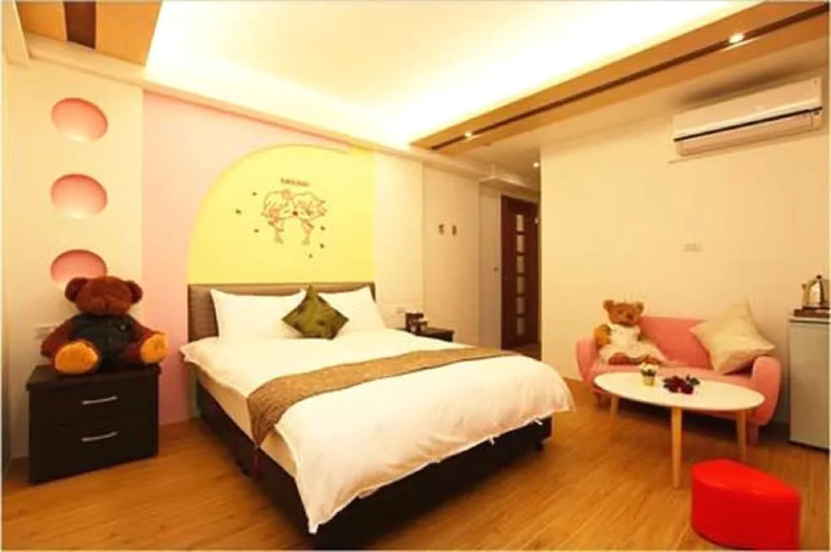 Together Happiness Bed and Breakfast