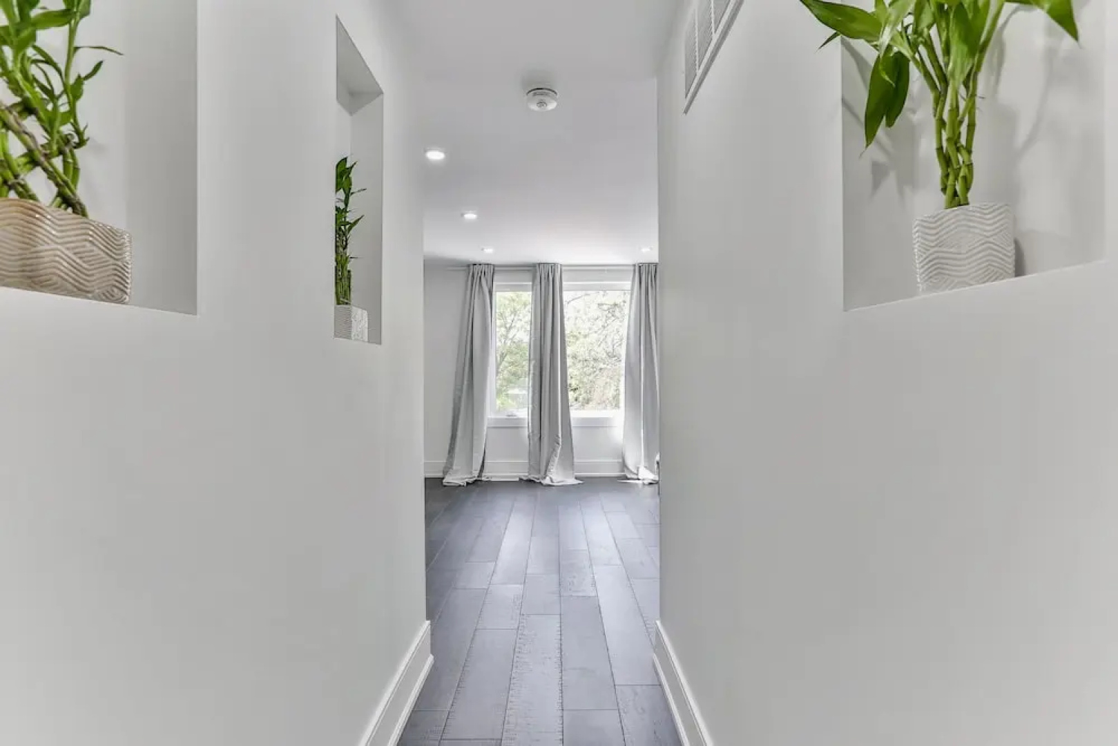 QuickStay - Classy 5brm House in Vaughan