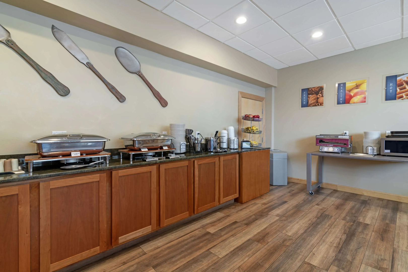 Best Western Plus Windjammer Inn & Conference Center