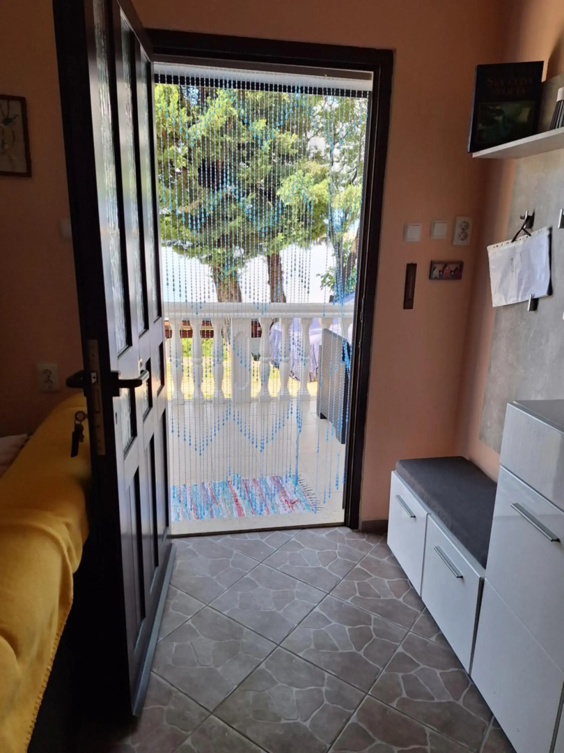 Villa Vesna, 70m from beach