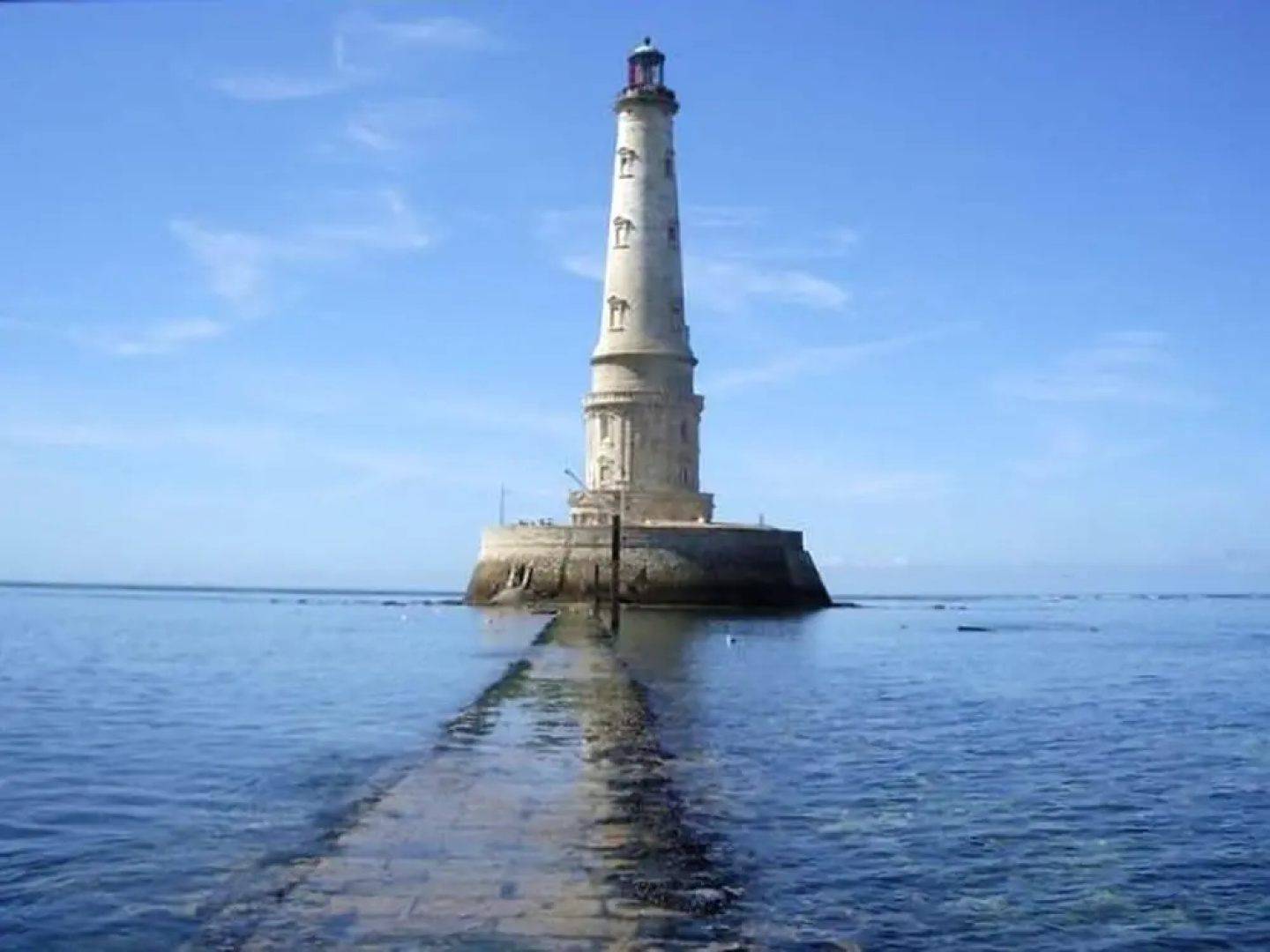 House With 2 Bedrooms in Vaux-sur-mer, With Pool Access, Enclosed Gard