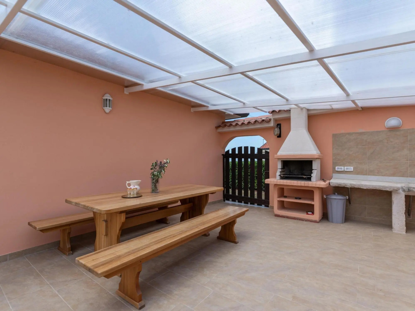 Stylish Villa in Buje With Outdoor Kitchen