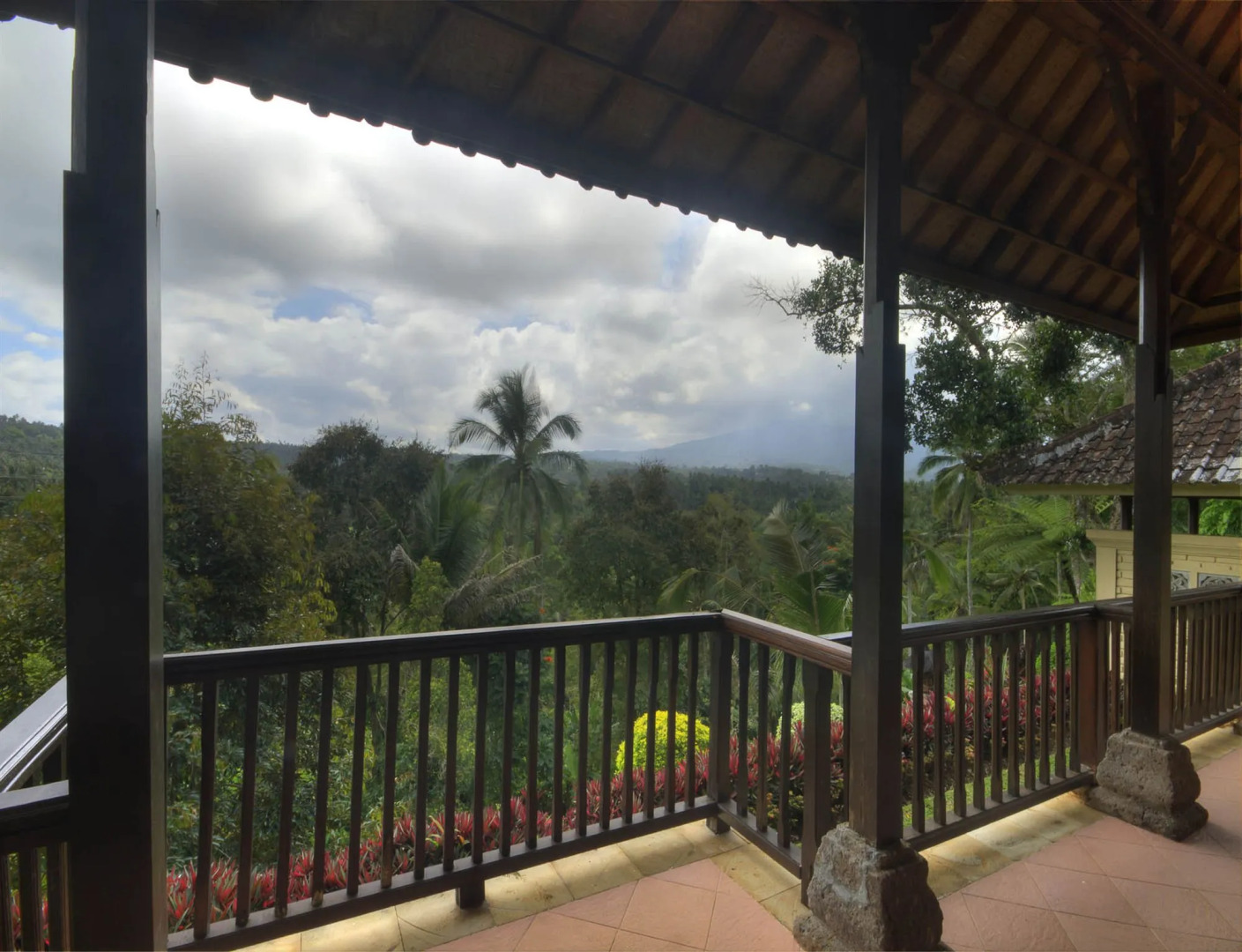 Cempaka Belimbing Villas