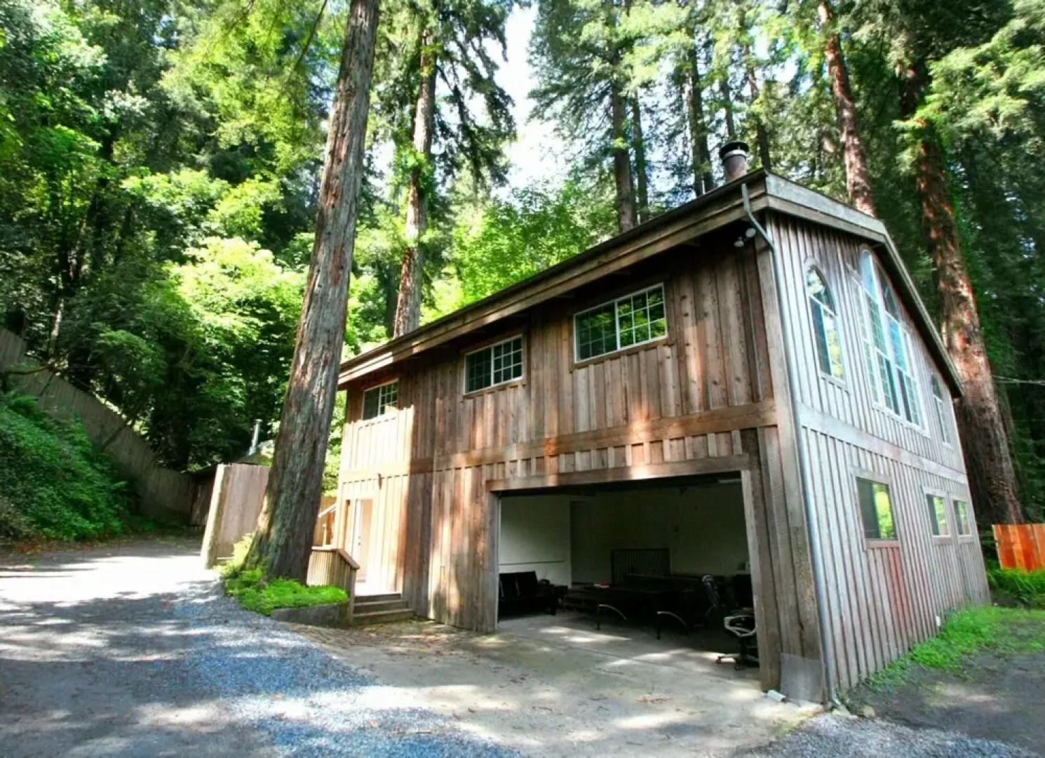 Moon River Redwoods Hot Tub BBQ Game Room Close to River