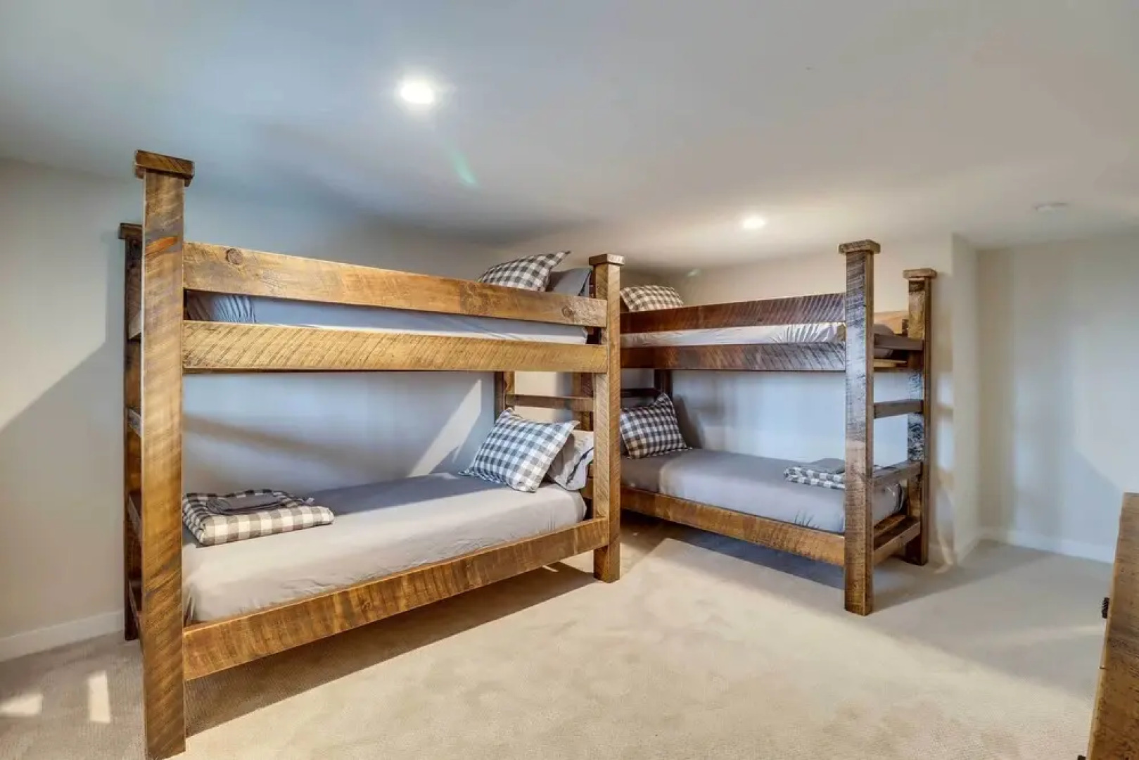 1 Mi to Camelback Resort: Tannersville Townhome