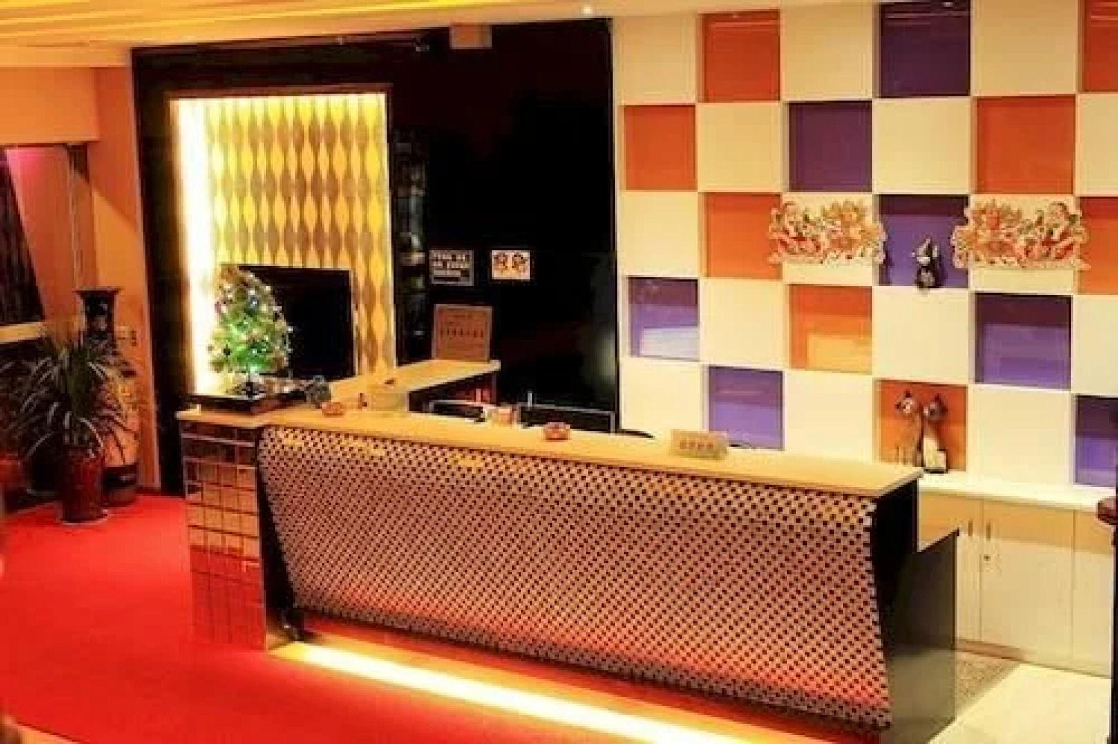 Yuxi Lucky 5 Million Fast Hotel