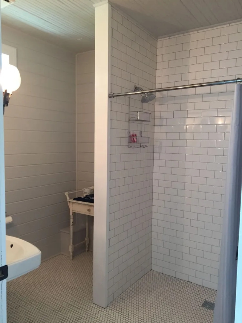 Hye-Way Haus Bed and Breakfast