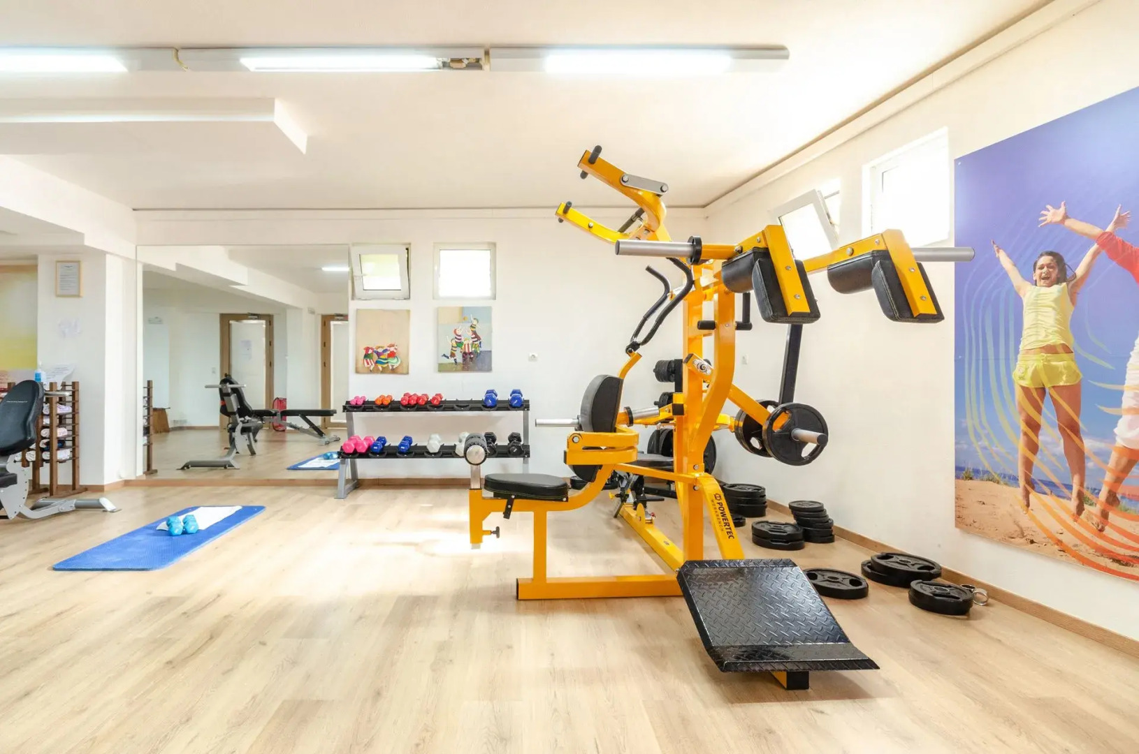 Отель Anais Holiday