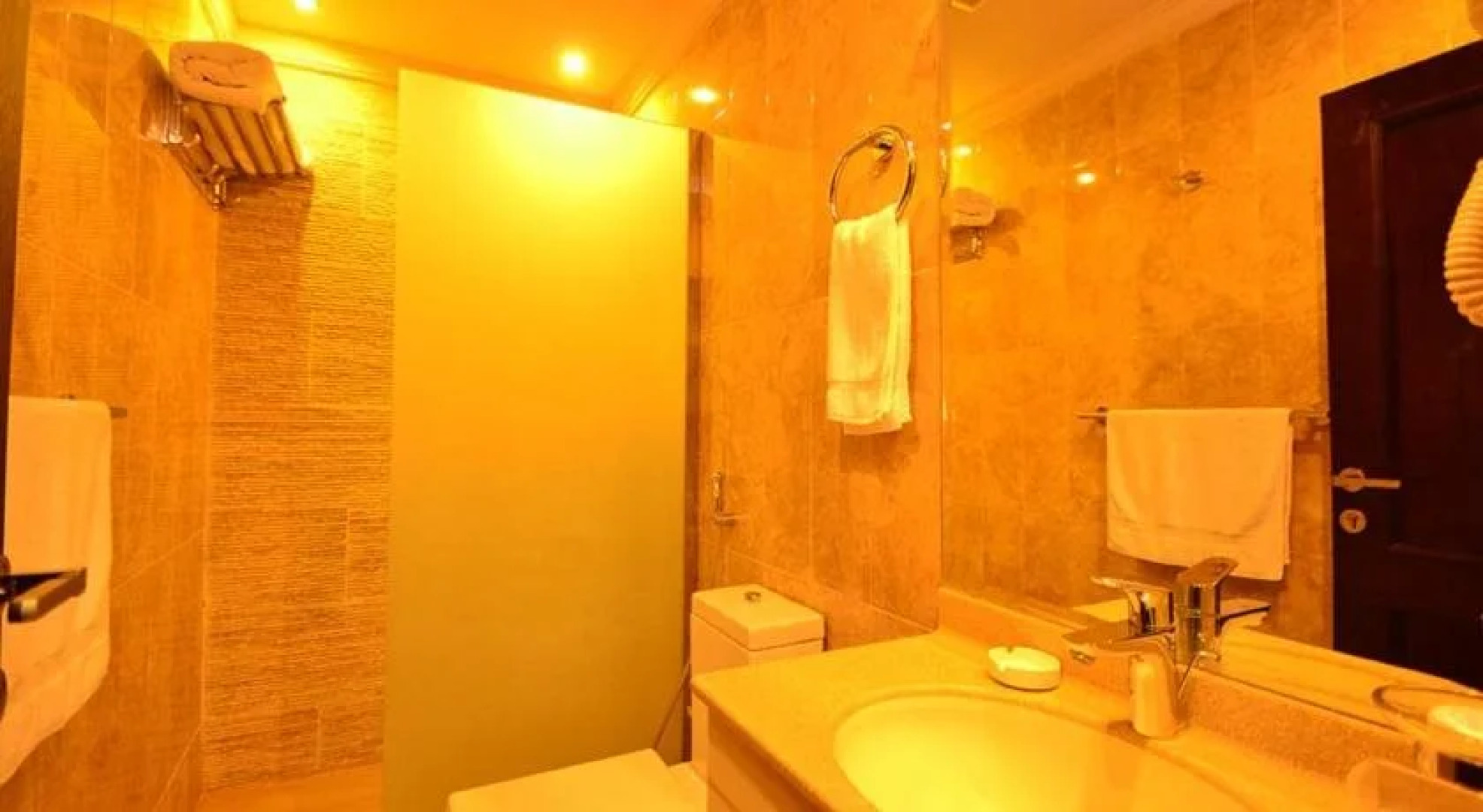 Al Ramla Al Hamra Furnished Units