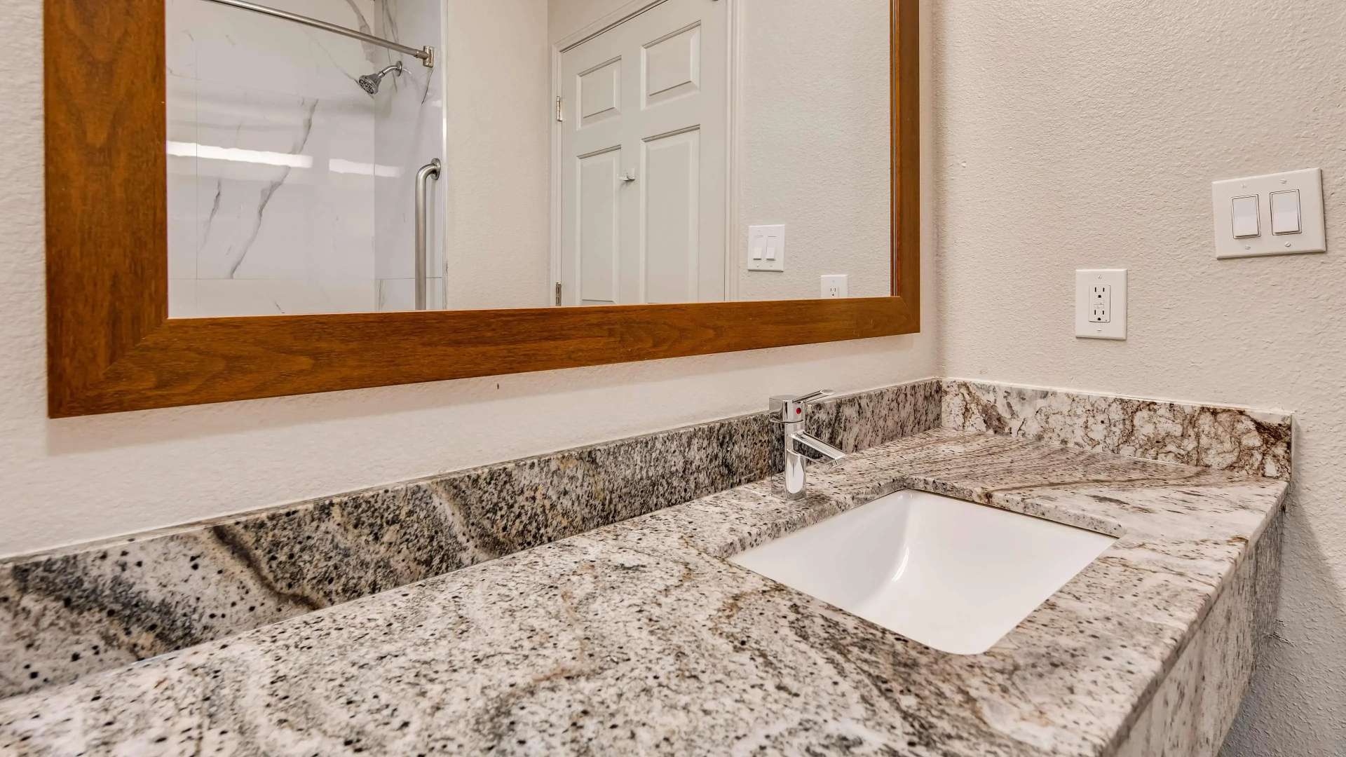 SureStay Plus by Best Western Benbrook Fort Worth