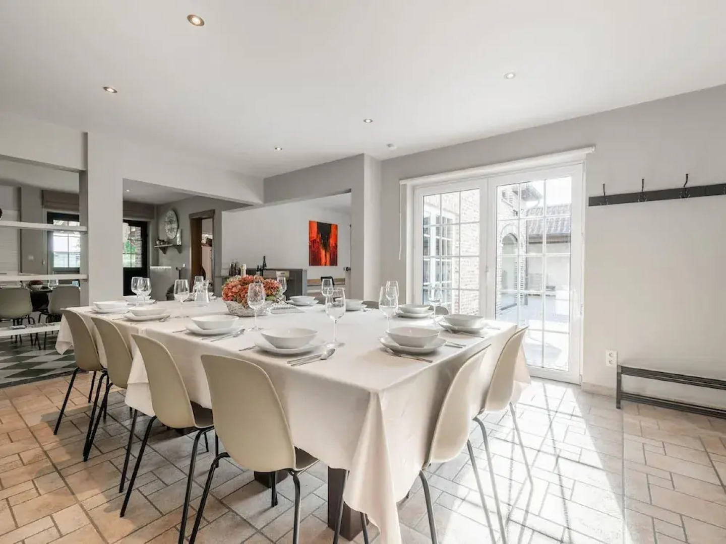 Luxury Retreat With Furry Friends