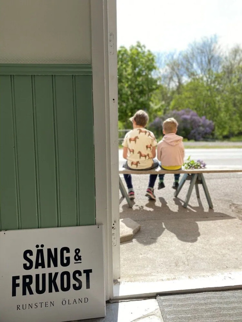 Runsten Säng & Frukost